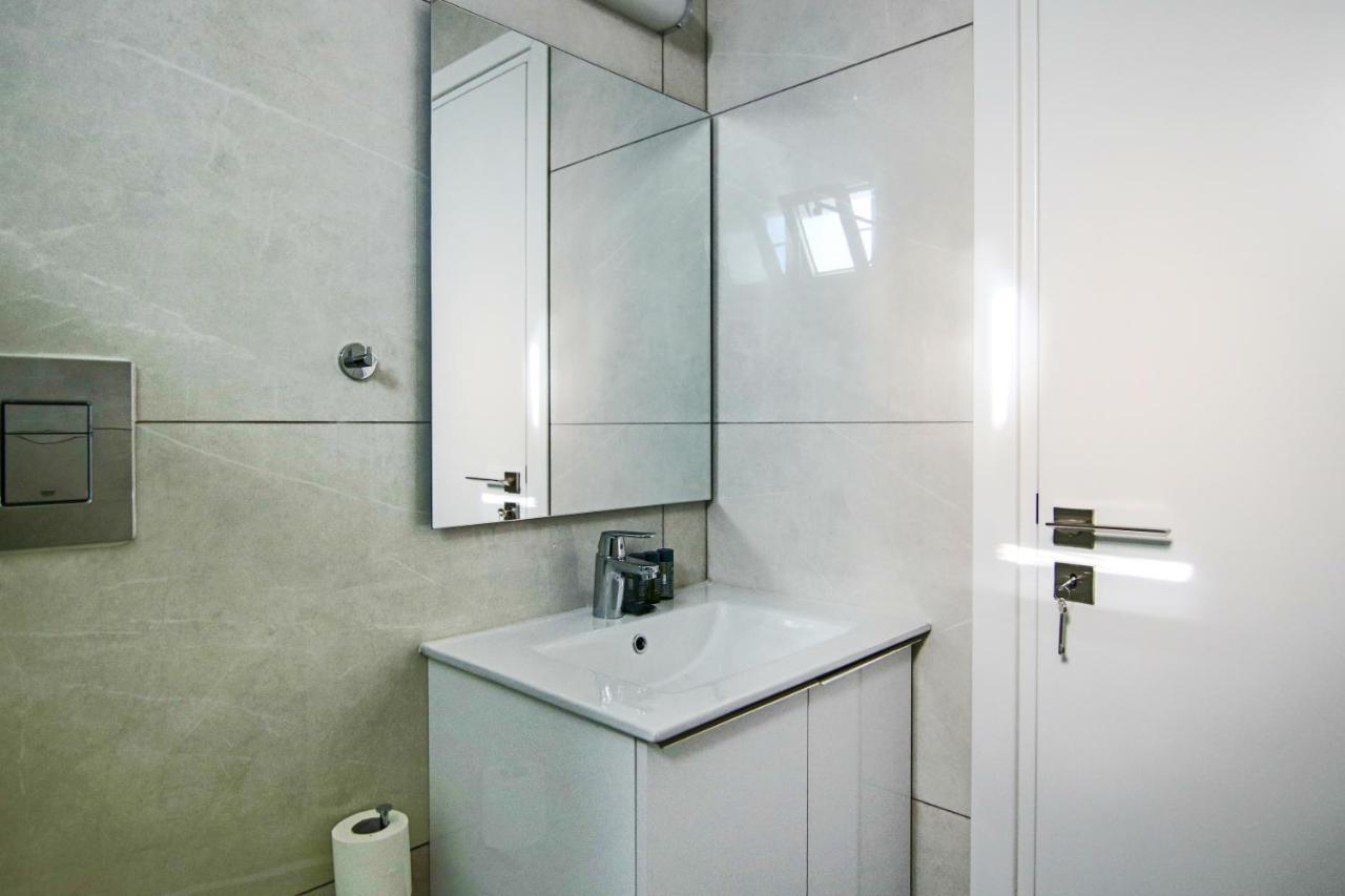 Phaedrus Living - Seaside Executive Flat Harbour 208 Paphos Exterior foto