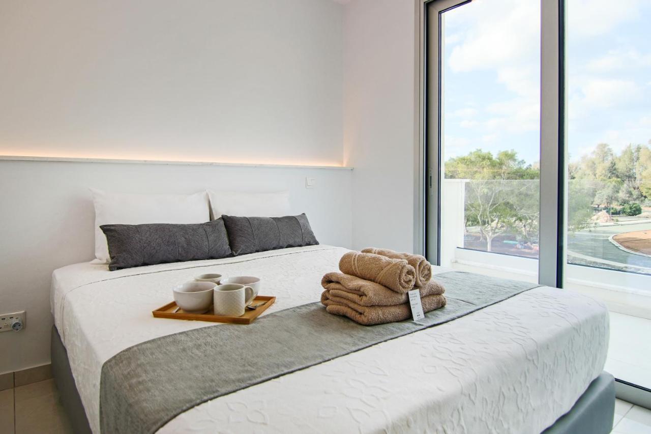 Phaedrus Living - Seaside Executive Flat Harbour 208 Paphos Exterior foto